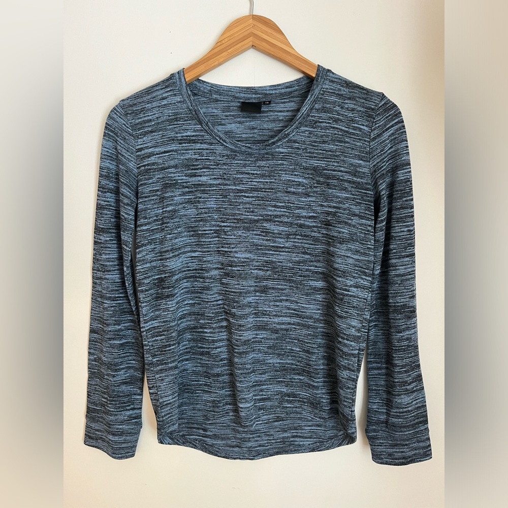 In Wear Women's Heathered Blue Top